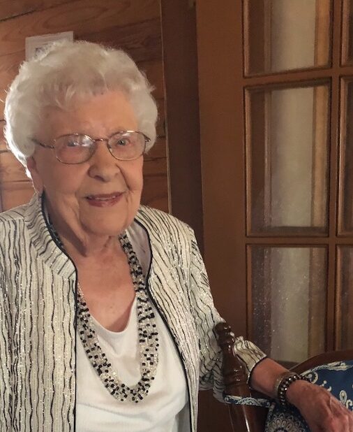 Happy Ruth celebrates her lifelong Missouri resident milestone at Autumn Ridge Residences